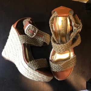 Olive green wedged espadrilles